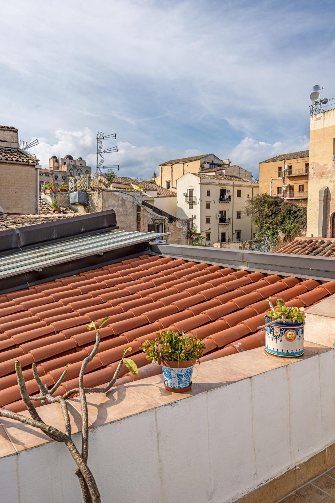 Sofia'S Apt Loft Incantevole Con Terrazza Privata Palermo Exterior photo